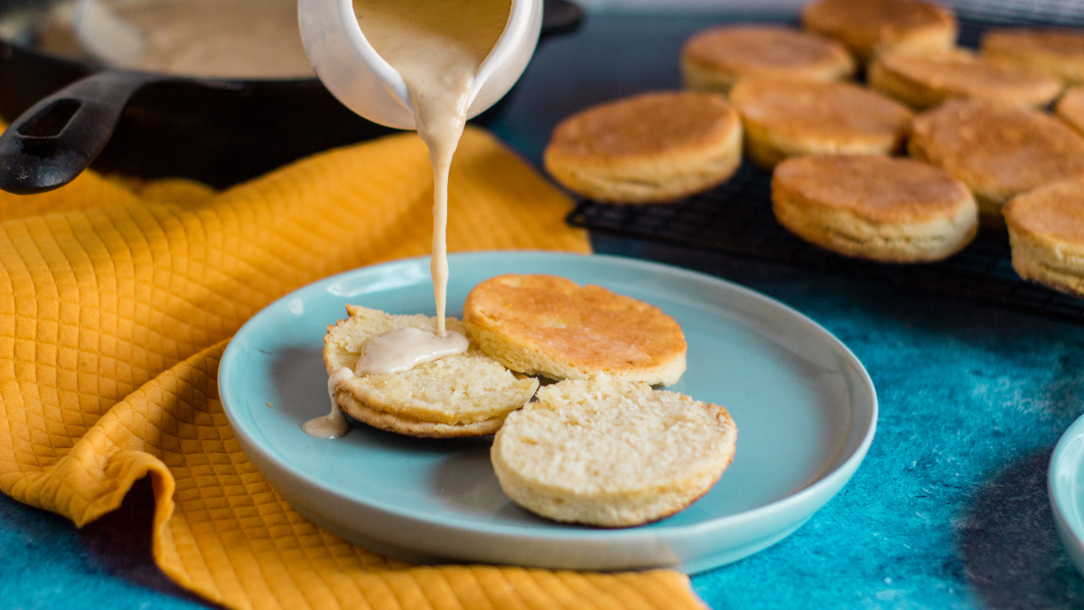 Real, down Home Southern Country Biscuits and Gravy Recipe